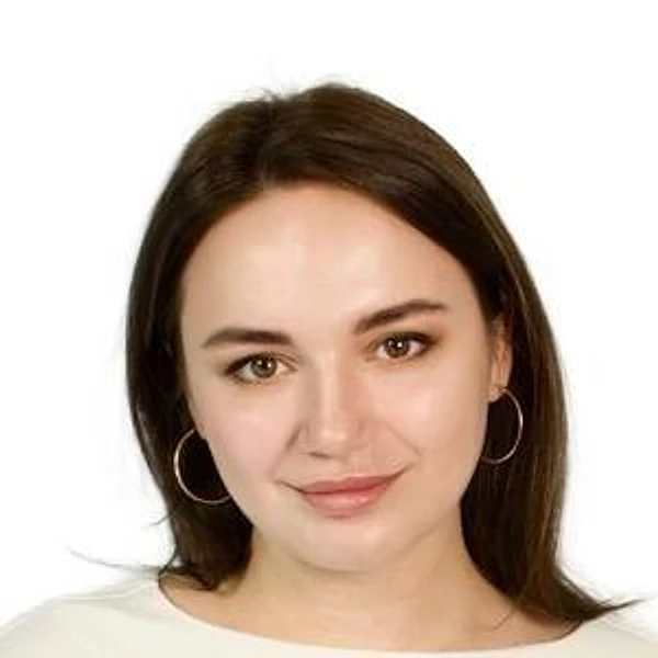 Четвертакова Алеся Олеговна — Врач-косметолог, Дерматовенеролог, Москва