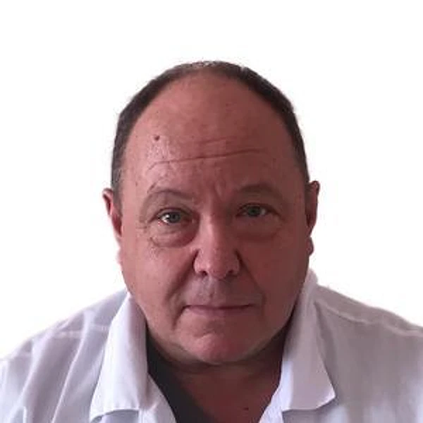 Мещеряков Николай Алексеевич — Стоматолог-ортопед, Кирсанов
