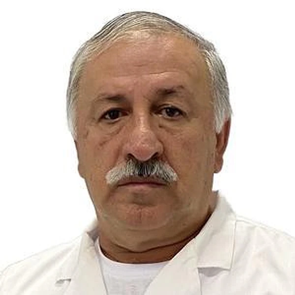 Пирбудагов Магомед Зубаригаджиевич — Стоматолог, Махачкала