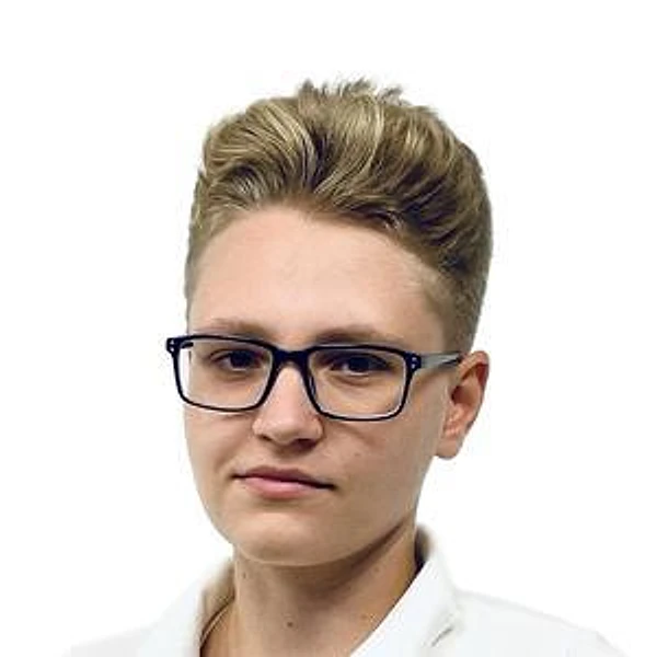 Карпычева Алина Дмитриевна — Стоматолог-гигиенист, Стоматолог, Севастополь