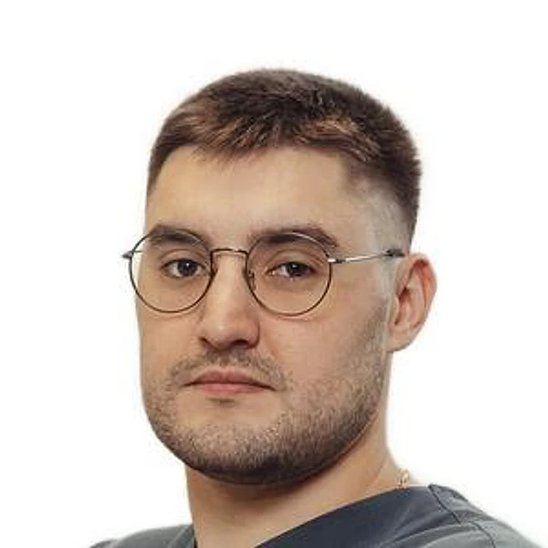 Сорокин Артём Арнольдович — Стоматолог-хирург, Ялта