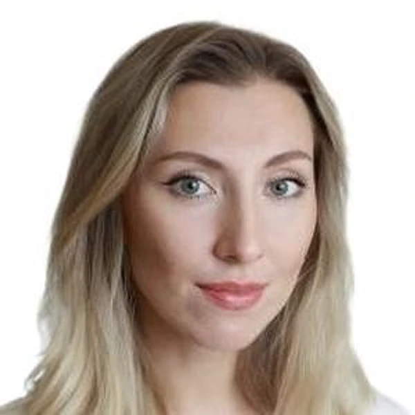 Богомолова Алина Олеговна — ЛОР, Москва