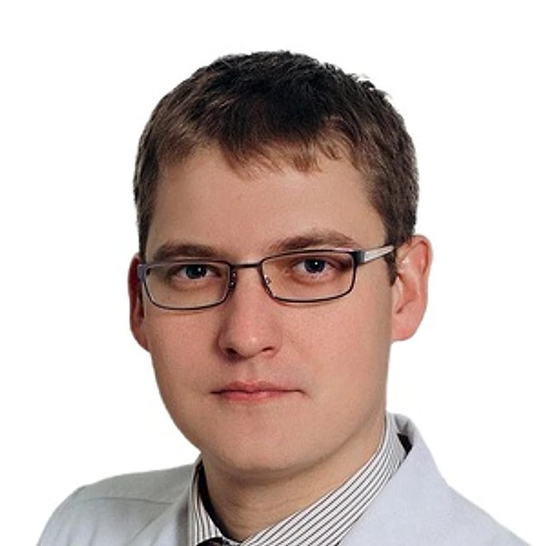 Бронский Денис Игоревич — Офтальмолог (окулист), Офтальмолог-хирург, Иркутск