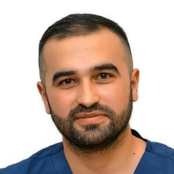 Шодмонов Умеджон Рустамович — Сосудистый хирург (ангиохирург), Флеболог, Омск