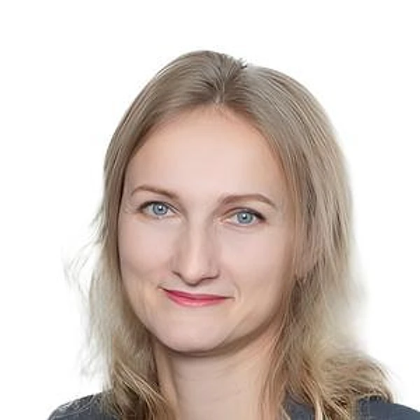 Лапина Елена Владимировна — Офтальмолог (окулист), Детский офтальмолог, Лазерный хирург, Челябинск