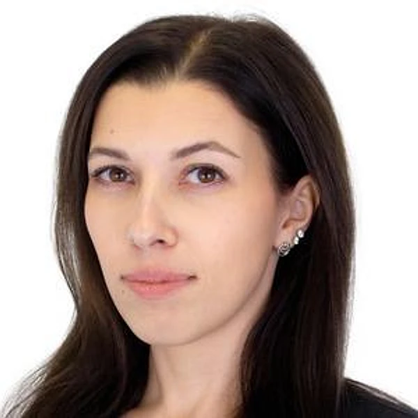Гущина Марина Евгеньевна — Стоматолог-гигиенист, Севастополь