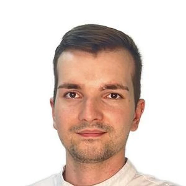 Ныгыметов Ильяс Канатович — Офтальмолог-хирург, Новосибирск