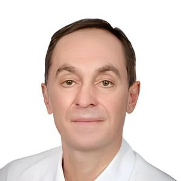Алиханов Георгий Владимирович — Стоматолог, Стоматолог-хирург, Москва