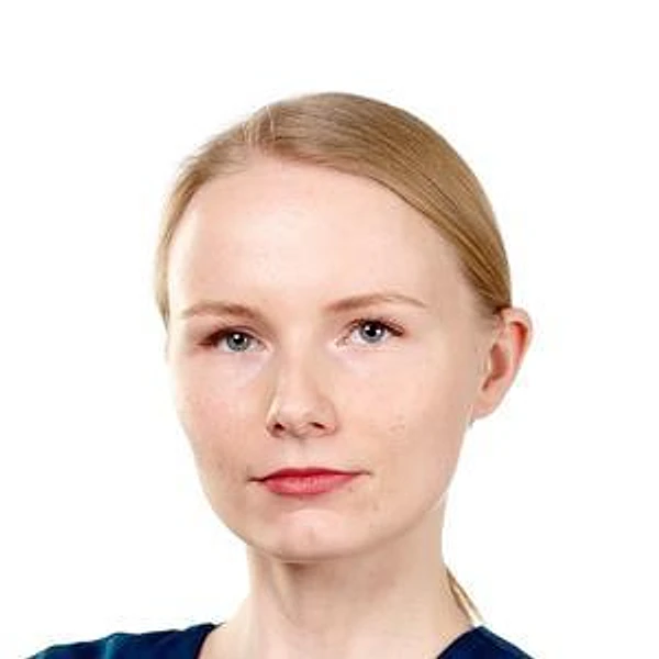 Колесникова Кристина Владимировна — Стоматолог-хирург, Мурманск