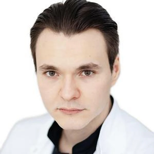 Ткаченко Иван Сергеевич — Офтальмолог-хирург, Москва
