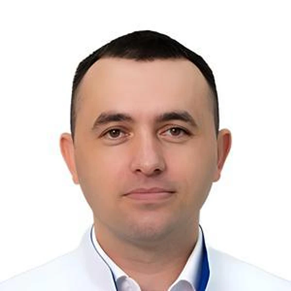 Эмирасанов Алим Ринатович — Офтальмолог (окулист), Лазерный хирург, Симферополь