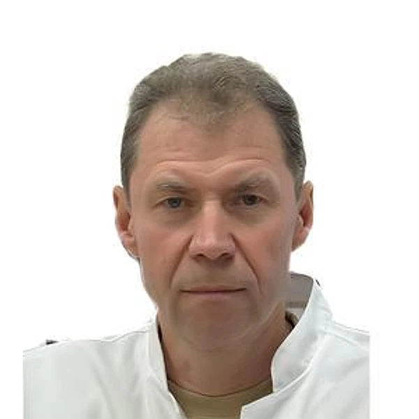Устинов Владислав Владимирович — Гастроэнтеролог, Киров