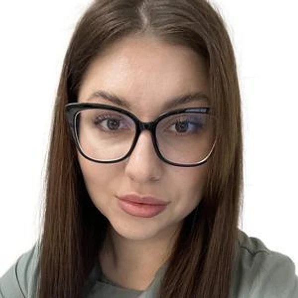 Романюк Дарья Павловна — Гинеколог, Акушер, Гинеколог-хирург, Хабаровск