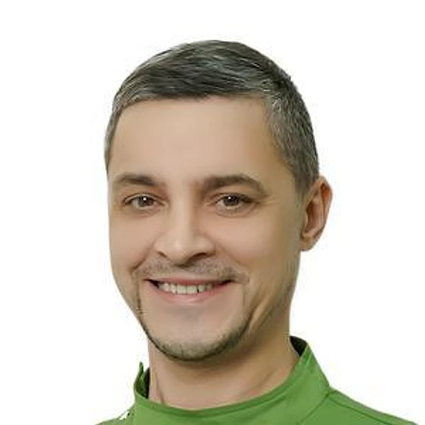 Рашидов Эдуард Зуфарович — Стоматолог-ортопед, Казань