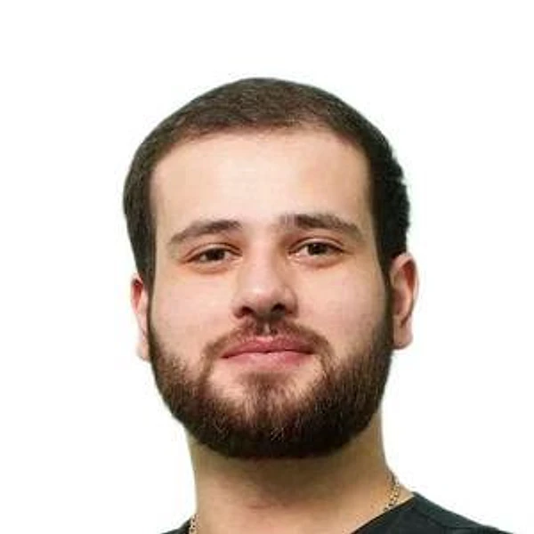 Узундал Мурат Мустафаалиевич — Сосудистый хирург (ангиохирург), Флеболог, Краснодар