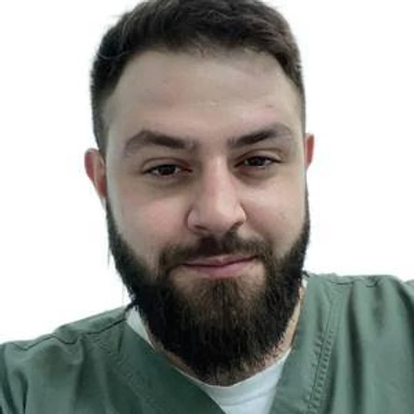 Эркенов Динислам Хаджи-Муратович — Абдоминальный хирург, Изобильный
