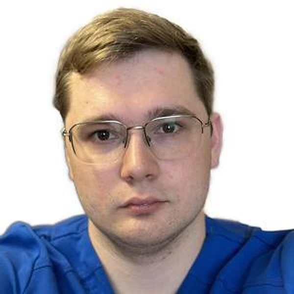Ратников Иван Сергеевич — Стоматолог-хирург, Детский стоматолог-хирург, Стоматолог-имплантолог, Ульяновск