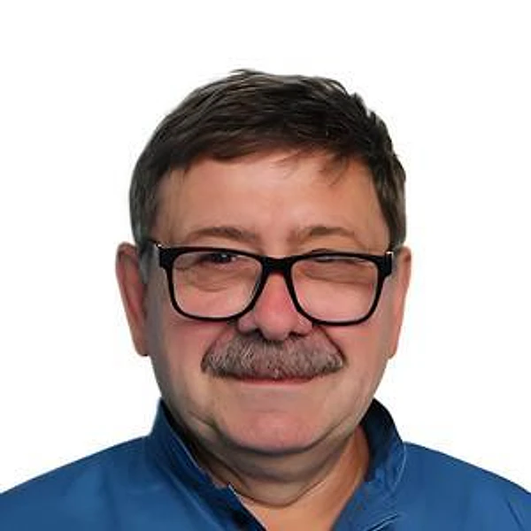 Зверев Олег Георгиевич — Малоинвазивный хирург, Санкт-Петербург