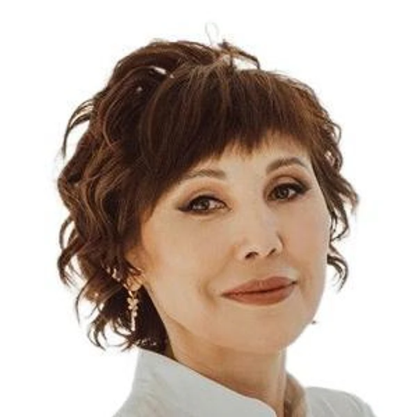 Холодова Инесса Александровна — Врач-косметолог, Иркутск