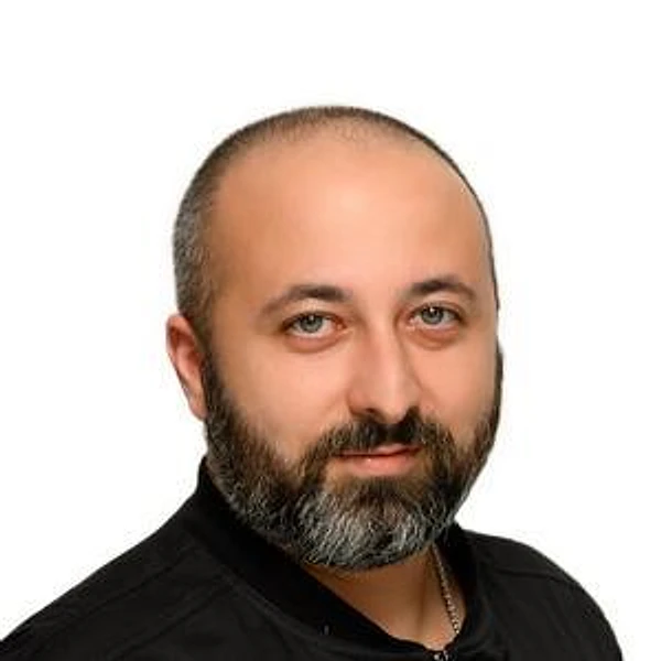 Есенов Тимур Юрьевич — Стоматолог-хирург, Детский стоматолог-хирург, Владикавказ