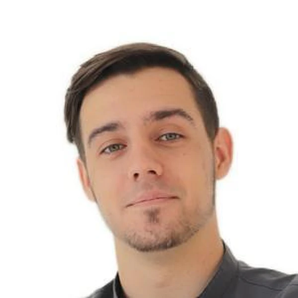 Титов Евгений Александрович — Стоматолог, Красноярск
