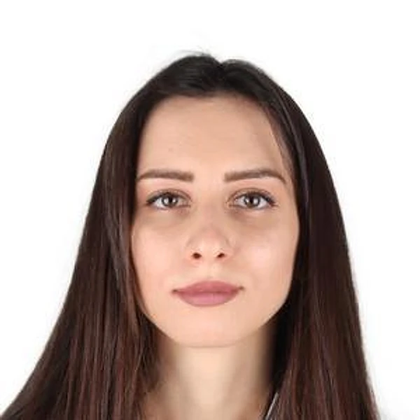 Донгарова Лаура Рафаэловна — Стоматолог-ортодонт, Детский ортодонт, Пятигорск