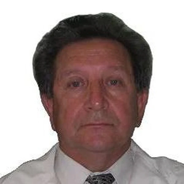 Гиниятуллин Ирек Ибрагимович — Стоматолог, Детский стоматолог, Казань