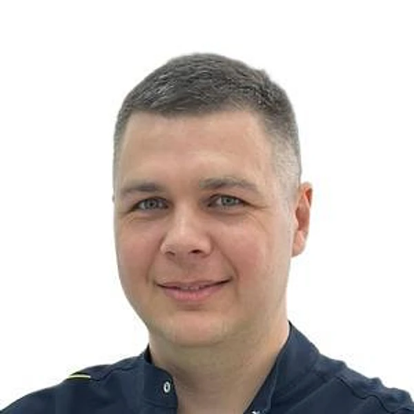 Комаров Максим Григорьевич — Стоматолог-хирург, Стоматолог, Стоматолог-имплантолог, Стоматолог-ортопед, Ростов-на-Дону