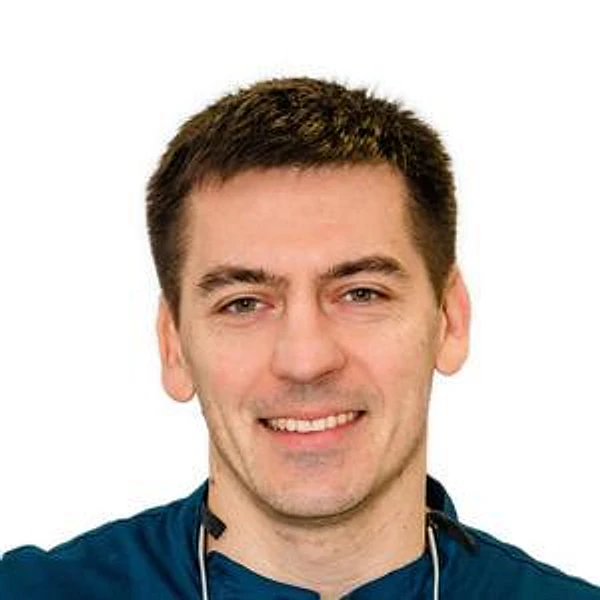 Потапкин Артем Владленович — Стоматолог, Калининград