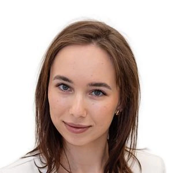 Петухова Полина Максимовна — Стоматолог, Стоматолог-гигиенист, Стоматолог-эндодонтист, Мытищи