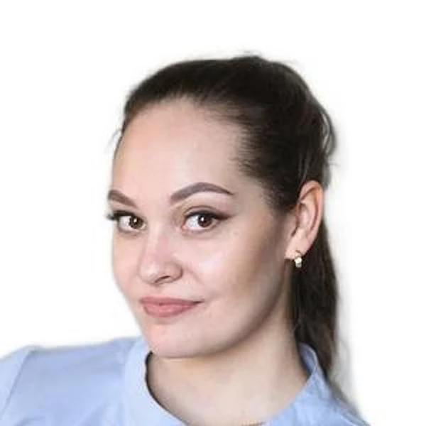 Пяткова Александра Александровна — Детский стоматолог, Детский стоматолог-гигиенист, Омск