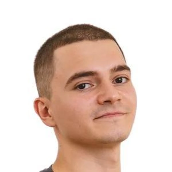 Холдаенко Максим Михайлович — Детский стоматолог, Курск