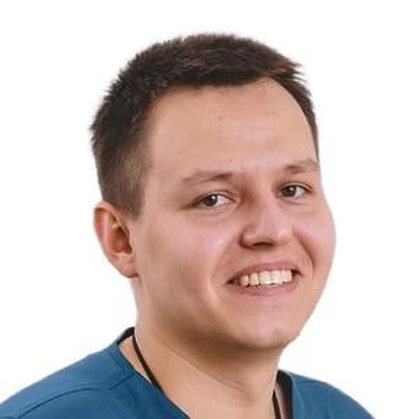 Волохов Даниил Сергеевич — Стоматолог-имплантолог, Стоматолог-хирург, Курск