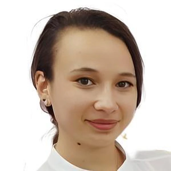 Перевалова Юлия Евгеньевна — Стоматолог, Омск