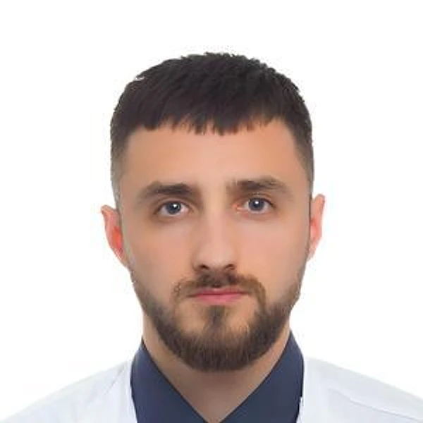 Шендюк Дмитрий Алексеевич — Офтальмолог-хирург, Москва