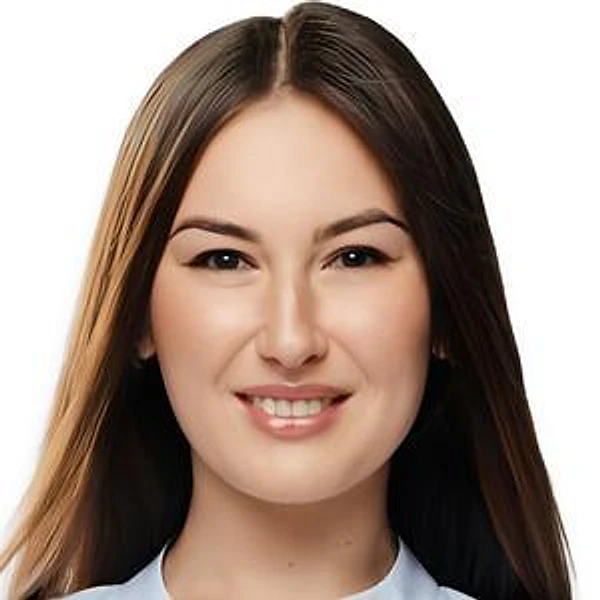 Габдуллина Александра Рустемовна — Проктолог (колопроктолог), Калининград