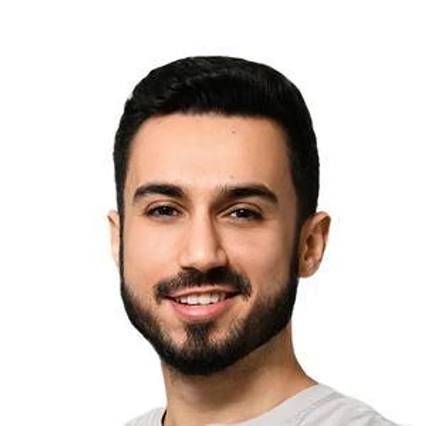 Перейра Доменеч Маркос Винисиус — Офтальмолог-хирург, Москва
