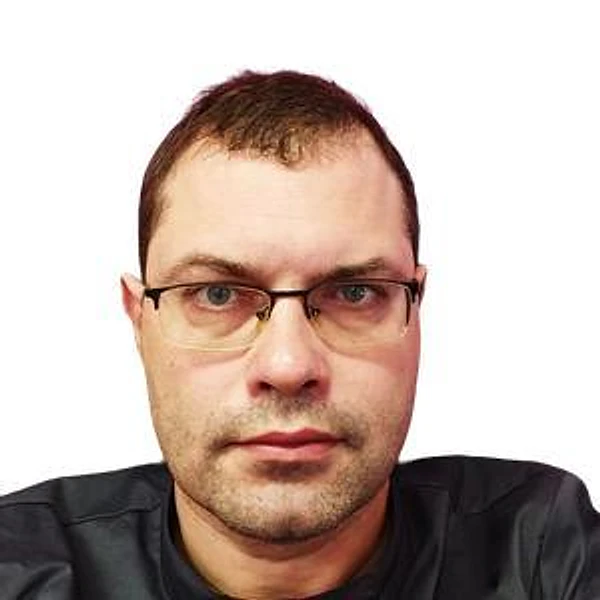 Хачатурьян Роман Геннадьевич — Сосудистый хирург (ангиохирург), Флеболог, Кемерово