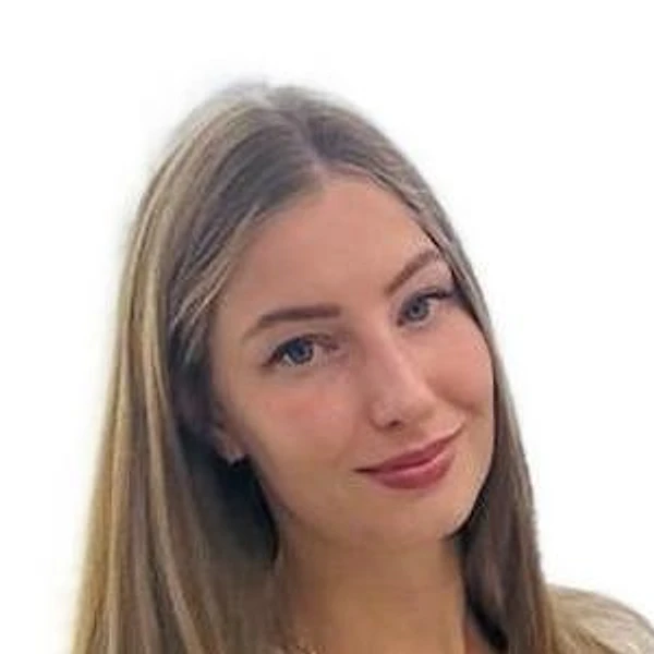 Стечишина Арина Константиновна — Хирург, Флеболог, Санкт-Петербург