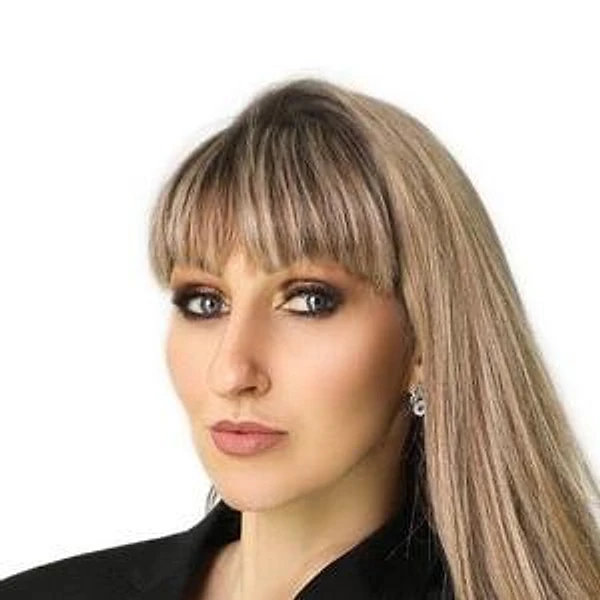 Плахтиенко Елена Викторовна — Стоматолог, Анапа