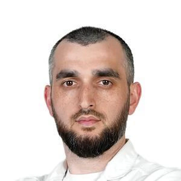 Джабраилов Умалат Джабраилович — Хирург, Каспийск