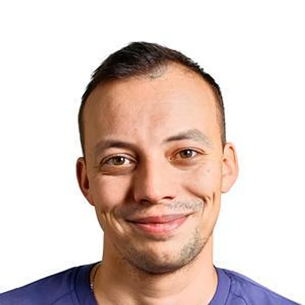 Невежин Ярослав Игоревич — Хирург, Екатеринбург