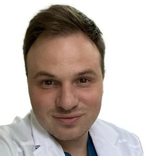 Юкачёв Павел Михайлович — Радиотерапевт, Владивосток