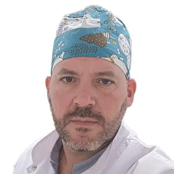 Узунов Игорь Геннадьевич — Хирург, Профпатолог, Спортивный врач, Мурманск