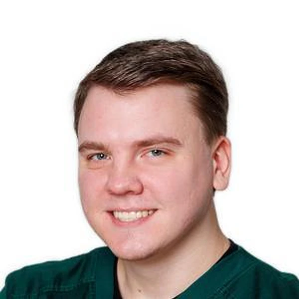 Назаров Дмитрий Михайлович — Детский стоматолог-хирург, Стоматолог-хирург, Саратов