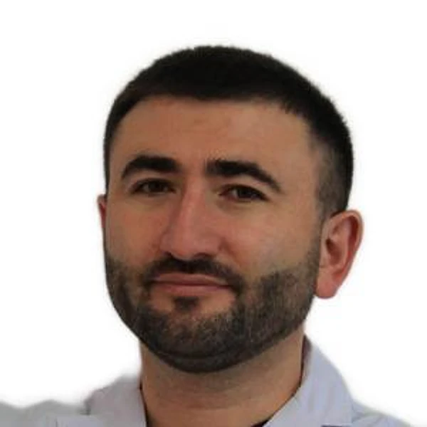 Луев Артур Курманбиевич — Онколог, Казань
