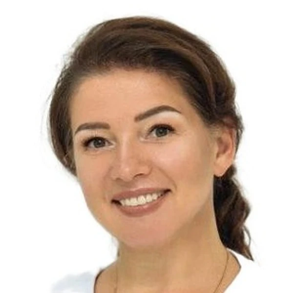 Могелюк Ирина Евгеньевна — Стоматолог, Киров