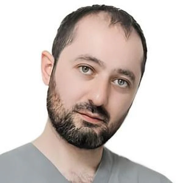 Таукенов Азамат Владимирович — Стоматолог-ортопед, Стоматолог, Стоматолог-имплантолог, Стоматолог-хирург, Москва