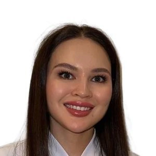 Берсенева Эвелина Ирековна — Стоматолог, п. Белоярский (Свердловская область)
