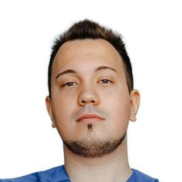 Лозовицкий Богдан Александрович — Стоматолог, п. Шаховская